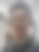 Chatea con androlzebius21045 y solteros hombres en La Panadería