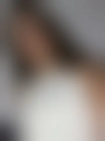 Chatter avec alyssa13 et des femmes célibataires vers Fos-Sur-Mer