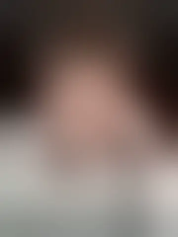 Chatter avec anssagias16216 et des hommes célibataires vers Saint-Fons