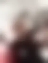 Chatter avec camlphus80913 et des hommes célibataires vers Levallois-Perret