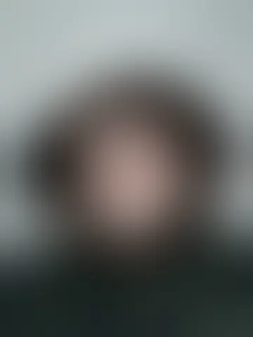 Chatter avec ethan2043 et des hommes célibataires vers Paris